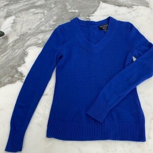 Banana Republic with fine Italian yarn by Filipucci in cirulean blue size xs